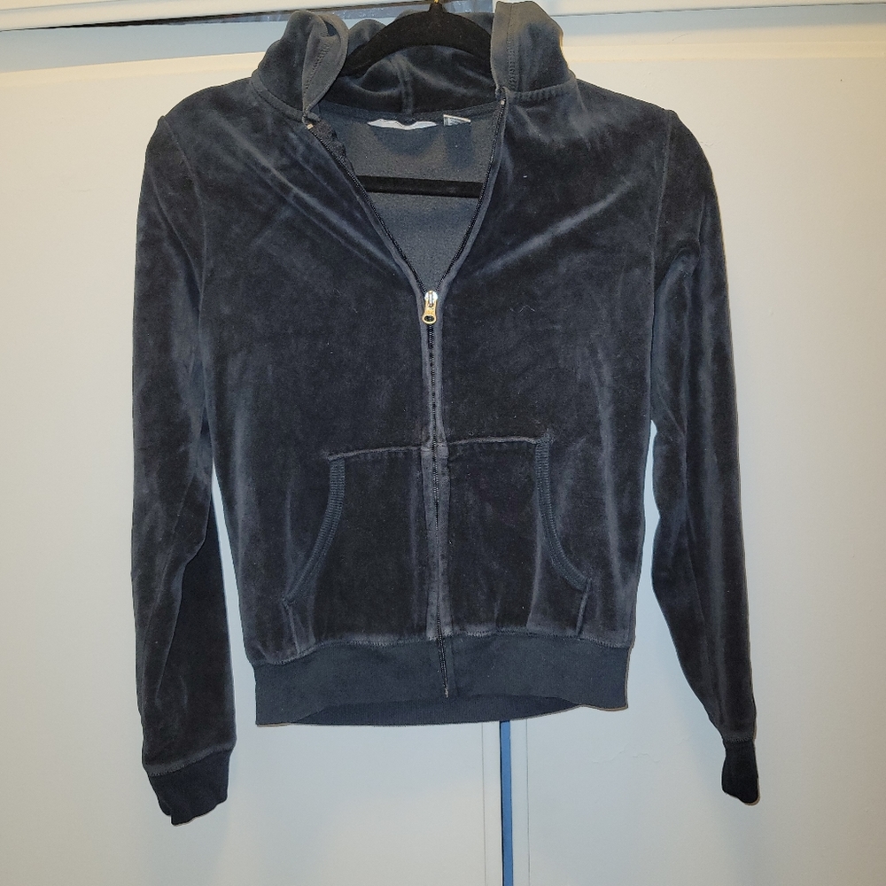 Black Vellore sweatshirt